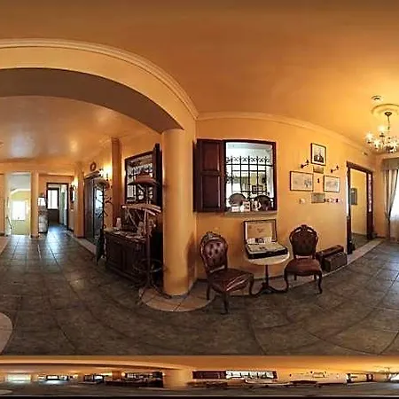 Levay Hotel