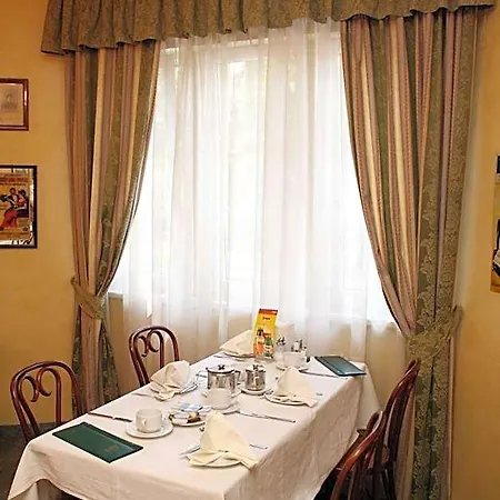 Hotel Levay