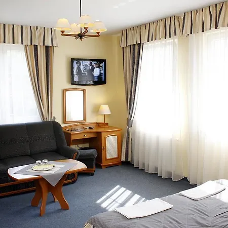 Levay Hotel 4*